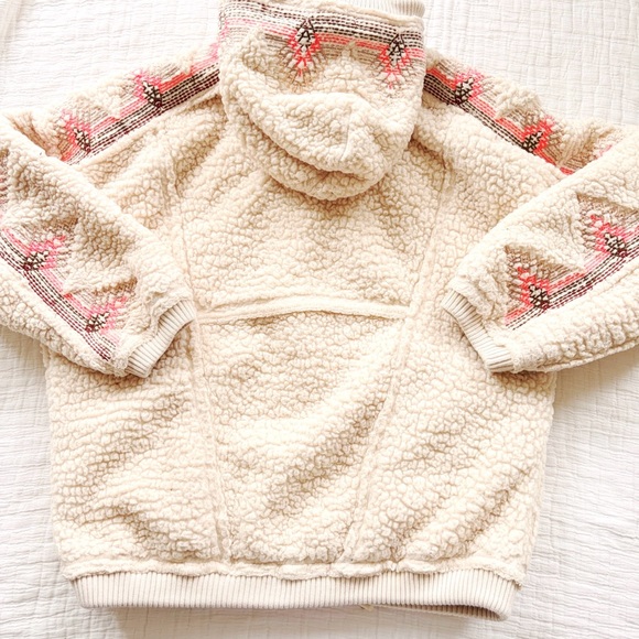 Free People Lodge Livin Sherpa Plush Fleece Soft Oversized Embroidered Jacket ML - Picture 5 of 11